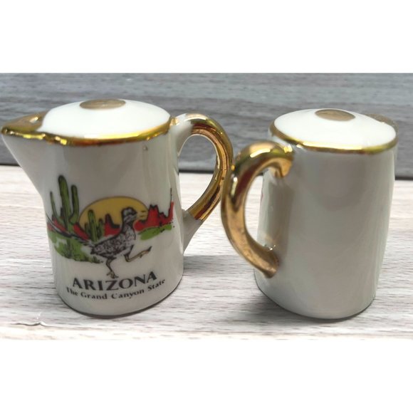 Arizona Salt and Pepper Shaker Set 2" Tall Souvenir Grand Canyon Teapot Style - Picture 8 of 11